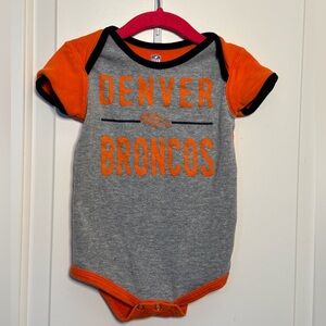 NFL Denver Broncos onesie 18M